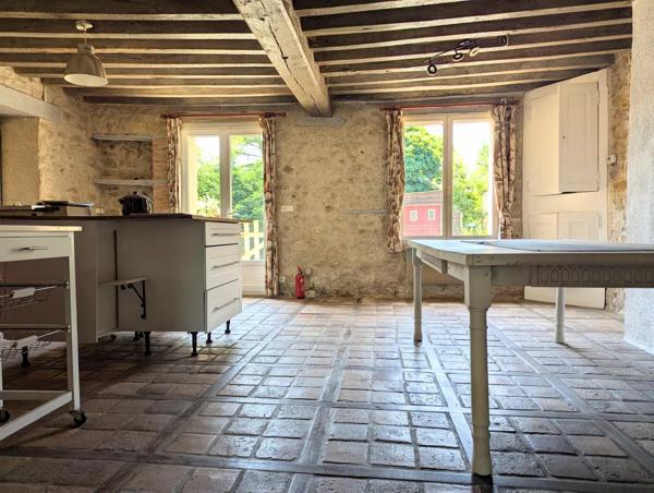 Charmante maison en pierre de caractère avec 3 chambres