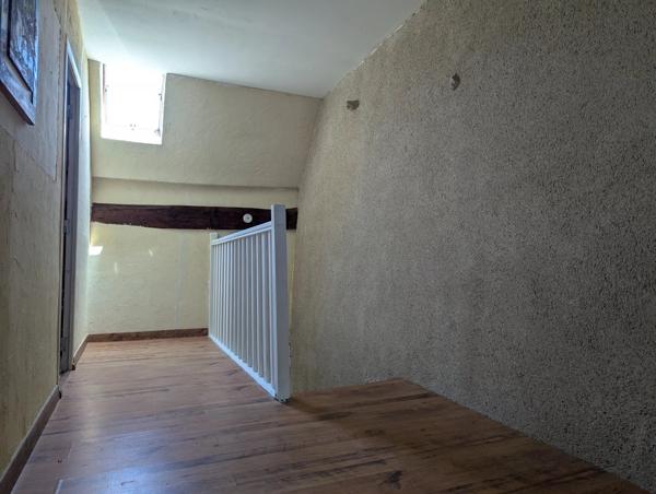 Charmante maison en pierre de caractère avec 3 chambres