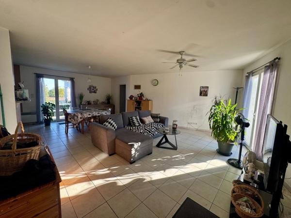 Maison mitoyenne à Cancon – Opportunité d’investissement patrimonial