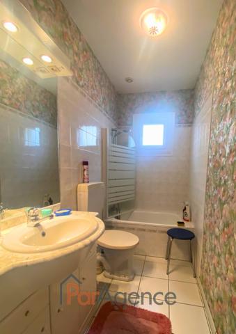 Maison 3 chambres - Proximité centre-ville - Garage