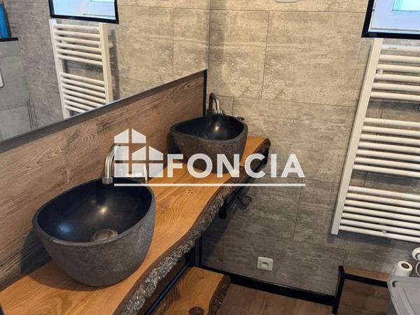 Location Studio 26.29 m² - 3 COUR DU CENTRE Saint Cheron 91530