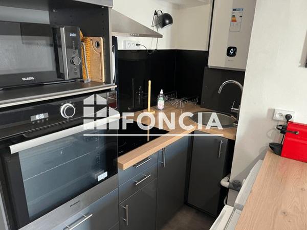 Location Studio 26.29 m² - 3 COUR DU CENTRE Saint Cheron 91530