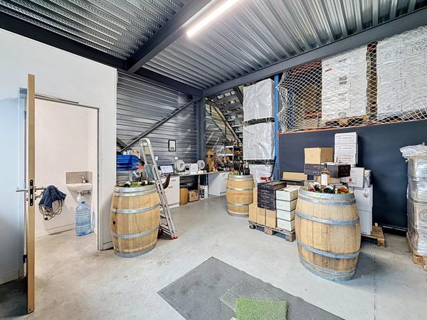 Location Local commercial 230 m2 à Tignieu-Jameyzieu