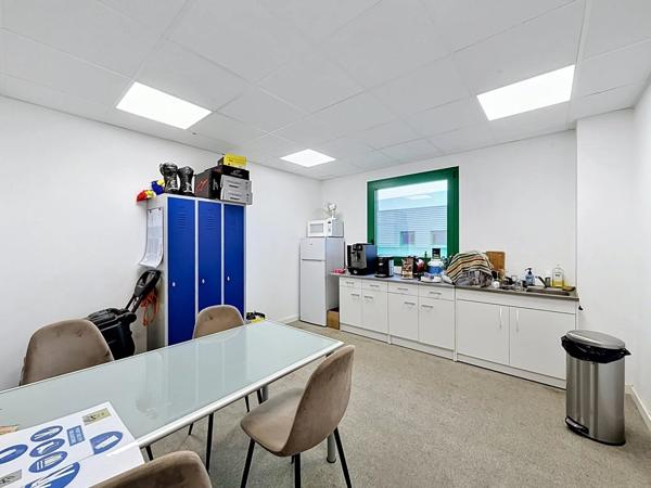 Location Local commercial 230 m2 à Tignieu-Jameyzieu