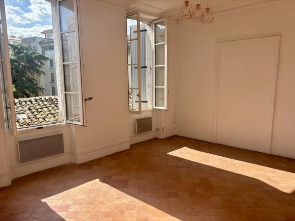 Avignon (84000) Appartement 4 pièces 89 m2 centre-ville