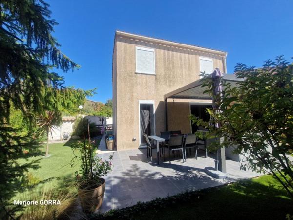 MARSEILLE VILLA T4 SUR 331 M² DE TERRAIN PISCINE GARAGE