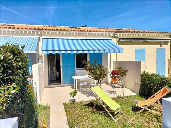 À 400 m de la plage, charmante maison avec jardinet