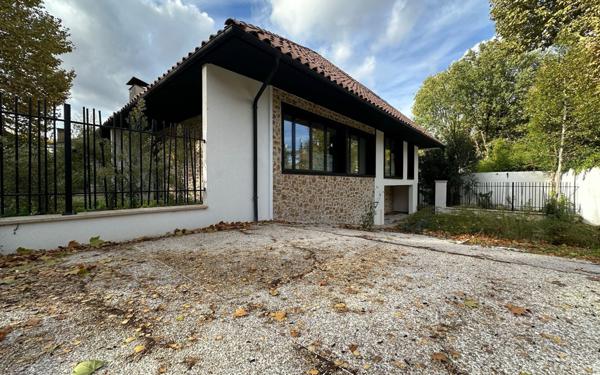 Maison à vendre    4 pièces • 127 m2 La Varenne - Saint-Maur-des-Fossés