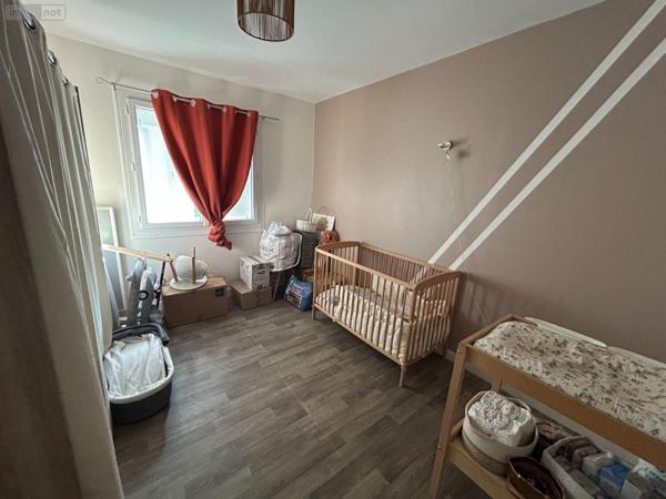 Maison à louer à Saint-Georges-sur-Loire dans le Maine-et-Loire (49170), ref : 12516/1264