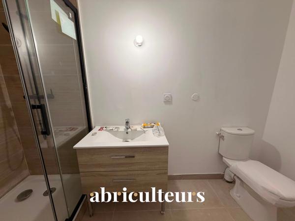 Belle maison de village entièrement rénovée de 80m² à Rognes 13840