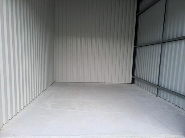 Stationnement à louer    Pont-l'Abbé-d'Arnoult