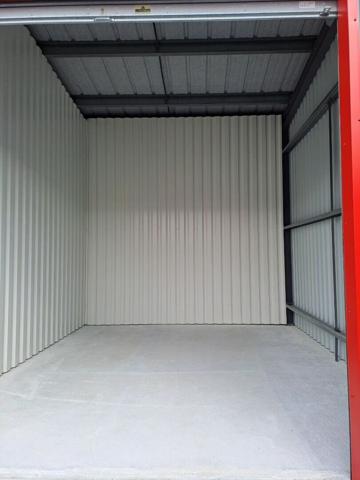 Stationnement à louer    Pont-l'Abbé-d'Arnoult