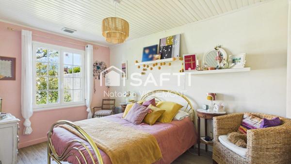 Maison coup de coeur plain pied 3 chambres commerces et collège à pieds