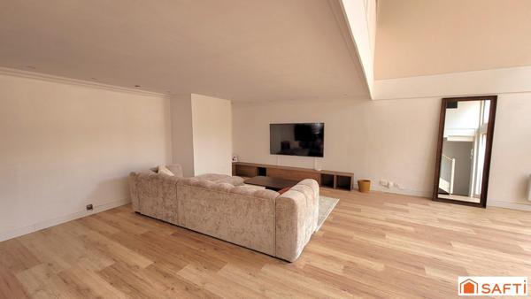 Appartement T4 ATYPIQUE en CENTRE VILLE de Saint-Quentin