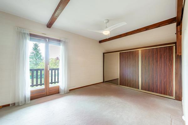 Maison à vendre 6 pièces CESSY (01)