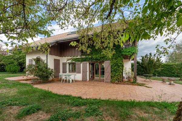 Maison à vendre 6 pièces CESSY (01)