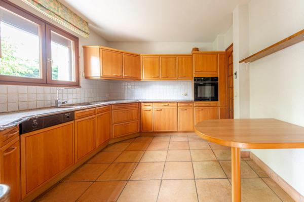 Maison à vendre 6 pièces CESSY (01)