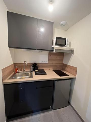 LOCATION T1 BIS MEUBLE RODEZ SANS FRAIS D'AGENCE