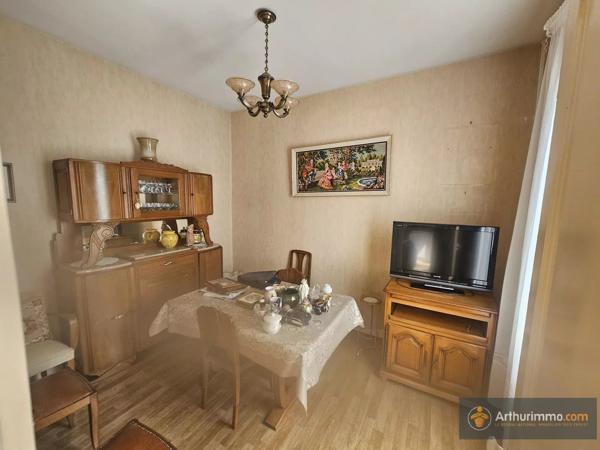 Vente                                                      Maison
                        
                     4 pièces                      60 m2                     à Les Pavillons-sous-Bois