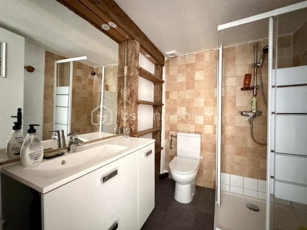 Immeuble mixte de 464 m²