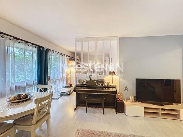 Appartement au Domaine de Bel Abord 3 pieces proches des commerces et du centre ville.