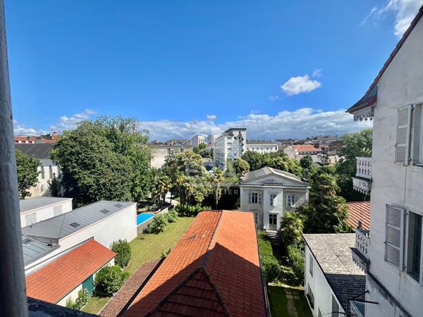 Appartement Hyper- centre Pau 3 pièce(s) 101 m2 + CAVE