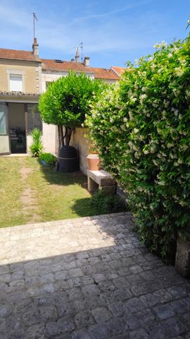Maison de ville T5 avec jardin