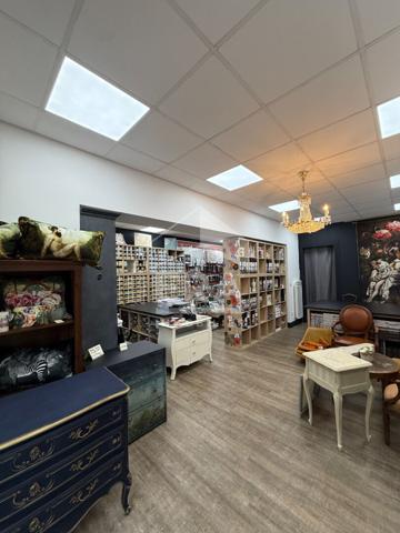 Immeuble Henin Beaumont 7 pièce(s) 358 m2