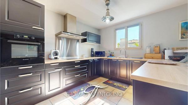 EN EXCLUSIVITE - QUARTIER BOIS DE SERRES - 4 CHAMBRES - POSSIBILITE 2 CHAMBRES SUPPLEMENTAIRES - PISCINE