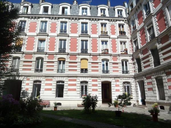 Appartement meublé F2 33m² 870  charges comprises Saint-Denis