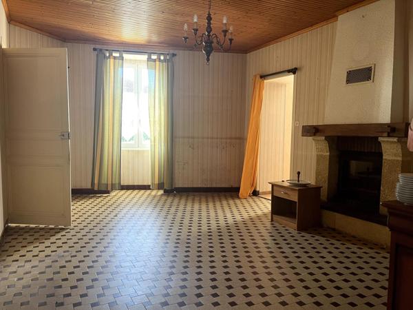 MAISON VENDEENNE A 12 KMS DES PLAGES