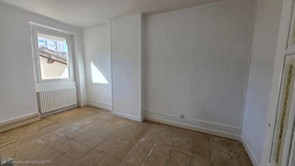 🏢 Immeuble – Firminy proche centre-ville – 3 appartements + terrain