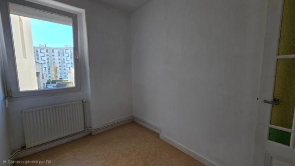 🏢 Immeuble – Firminy proche centre-ville – 3 appartements + terrain