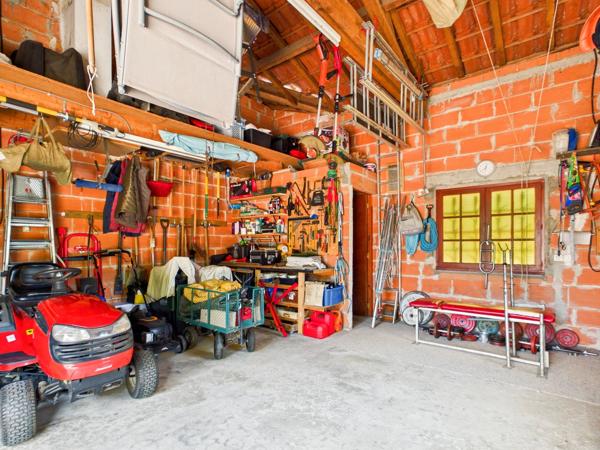 Jolie maison de plain-pied avec 3 chambres et garage