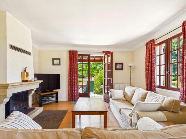 Jolie maison de plain-pied avec 3 chambres et garage