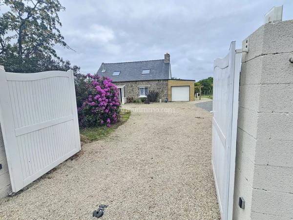 Vente                                                      Maison
                        
                     5 pièces                      129 m2                     à Plésidy