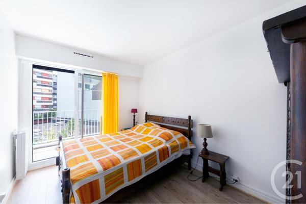 Appartement à vendre  5 pièces - 100 m 2   PARIS  - 75012