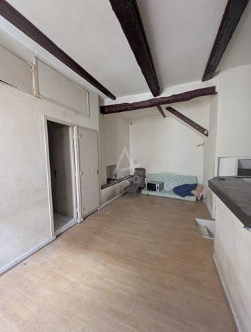 NARBONNE Centre ville T2 32.09m² à rénover