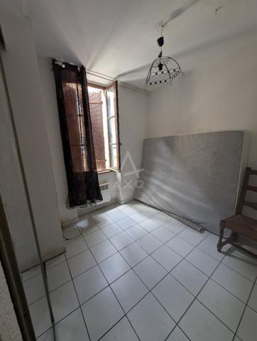NARBONNE Centre ville T2 32.09m² à rénover
