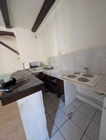NARBONNE Centre ville T2 32.09m² à rénover