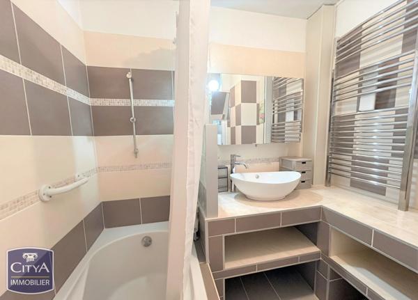 Appartement à vendre 3 pièces 64m² Mâcon (71000)