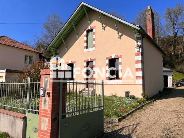 À vendre Maison 5 pièces 250 m² - Montval-sur-loir 72500