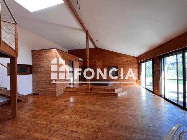 À vendre Maison 5 pièces 250 m² - Montval-sur-loir 72500