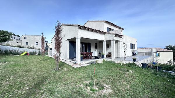 Maison 5 pièces - 143 m² Exclusivité efficity