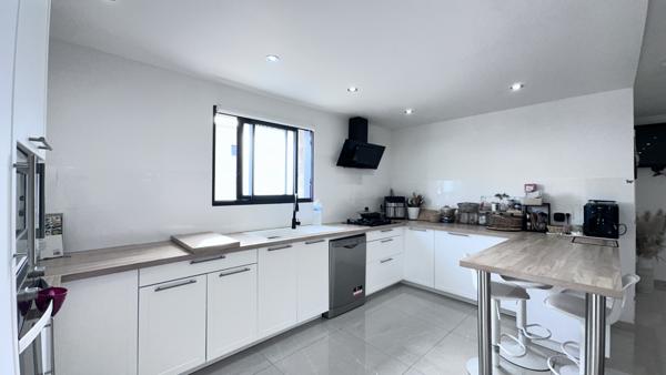 Maison 5 pièces - 143 m² Exclusivité efficity