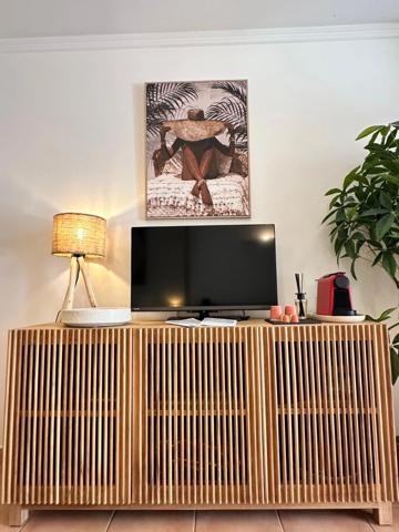 A VENDRE - STUDIO D'EXCEPTION EN REZ DE JARDIN – BORD DE MER SAINTE ANNE