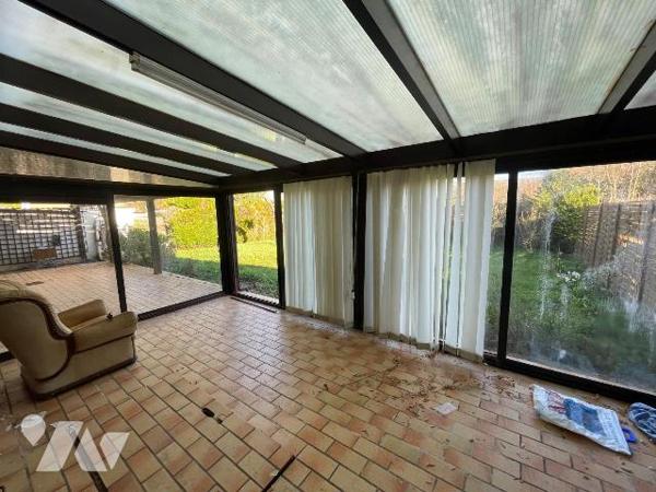 Olivet, dans une secteur calme et recherché, venez visiter cette maison d environ 90m², composé...