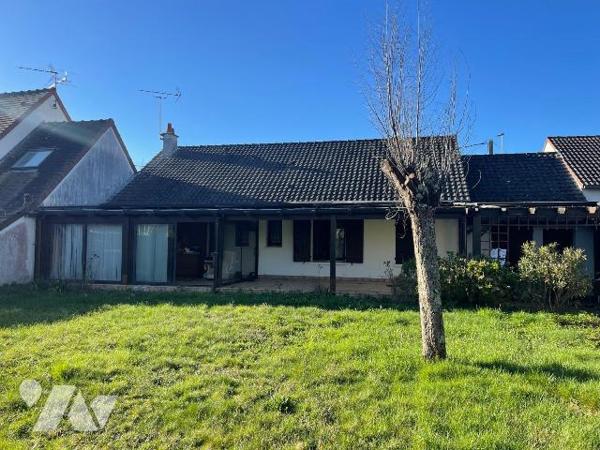 Olivet, dans une secteur calme et recherché, venez visiter cette maison d environ 90m², composé...