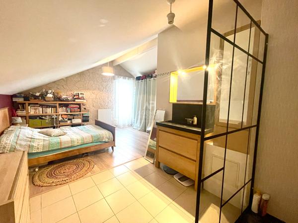 Maison 3 chambres avec cour privative , Quartier convivial proche commodités €279 000 ** - Référence 7439