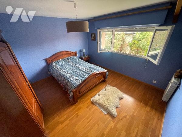 Grande Maison Familiale avec Garages – 65690 Barbazan-Debat